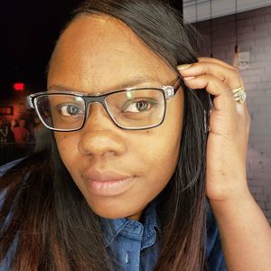 Meet your Posher, Keyvee